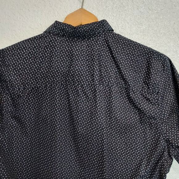 Perry Ellis Black w/Polka dots Button Down Short Sleeve Size M - Picture 5 of 7